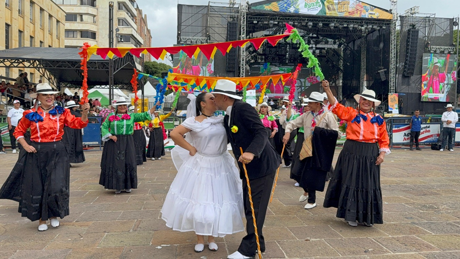 El Torbellinódromo hizo de Bucaramanga el corazón de la tradición andina en Colombia
